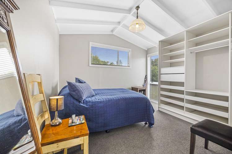 2 Palmer Place Taieri Mouth_12