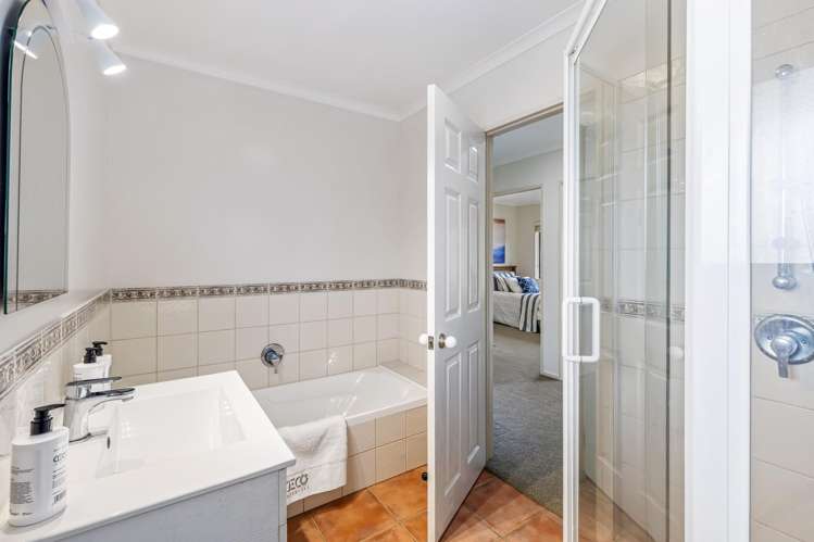 101 Grovenor Drive Orewa_12