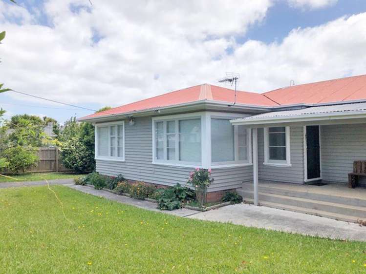 60 Brandon Road Glen Eden_0