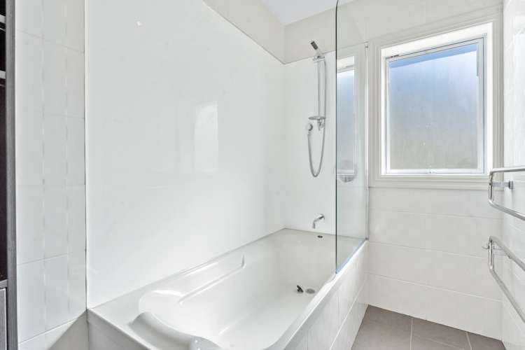 42 Swann Beach Road Stanmore Bay_26