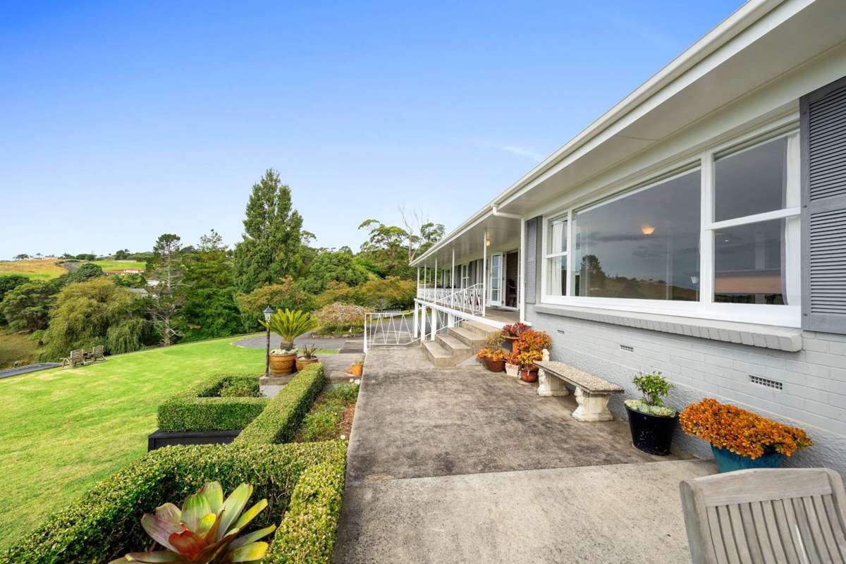77 Point View Drive | East Tamaki Heights | Manukau City | Houses for ...