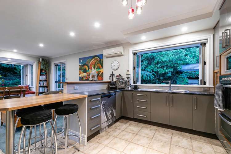 44 Isobel Road Greenhithe_9