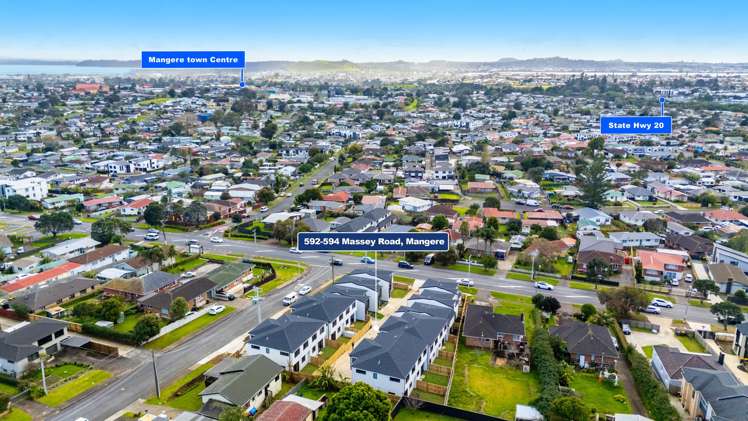 5/592&594 Massey Road Mangere_12
