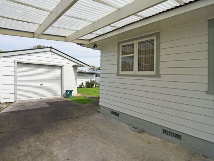 51 Intermediate Street Solway_18