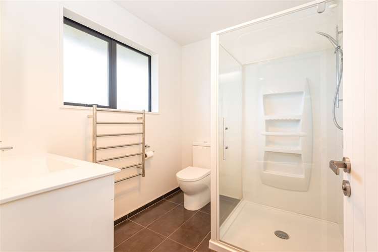 4 Old Farm Place Rangiora_17