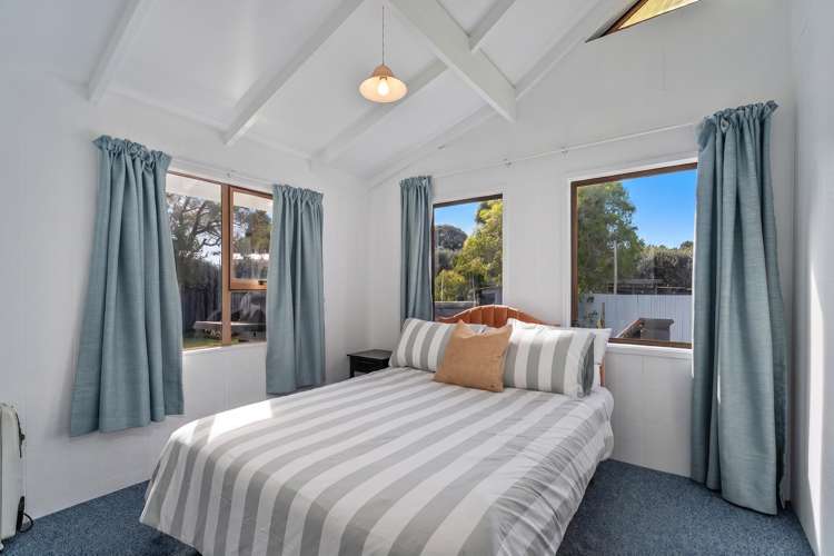 64 Oyster Drive Cooks Beach_15