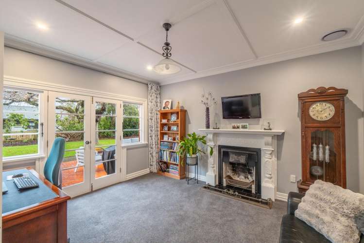 740 Queens Drive Waikiwi_7