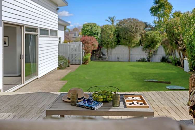 41 Intrepid Crescent Beachlands_29