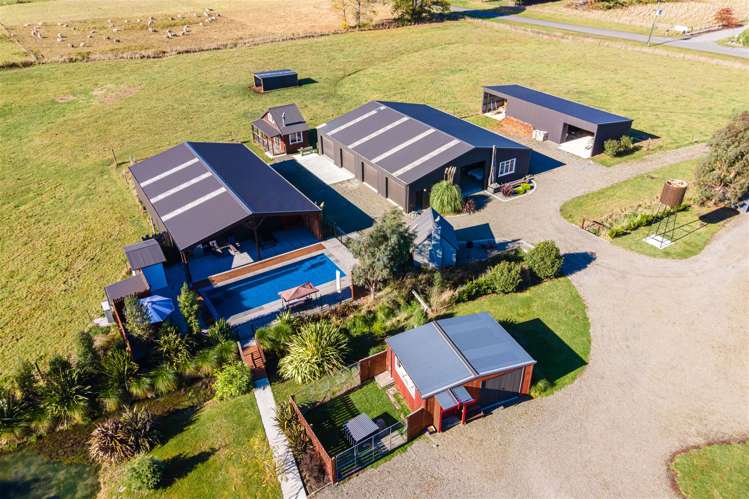 42 Mountvista Road Fernside_2