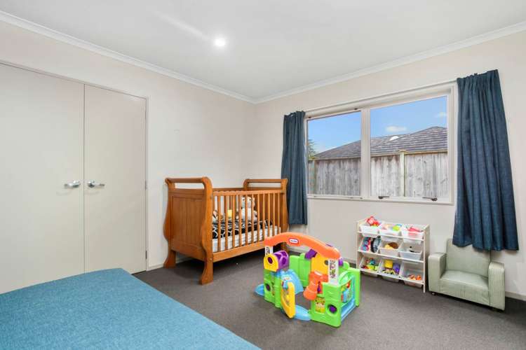 4 Rivoli Place Karaka_13