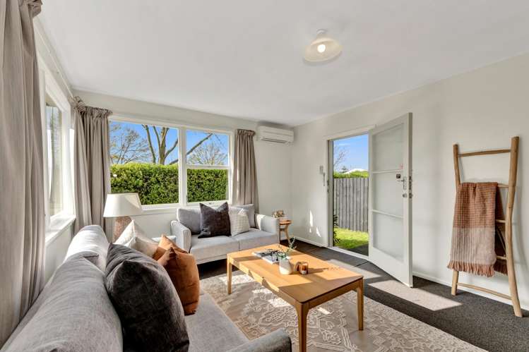 1041 Colombo Street St Albans_8