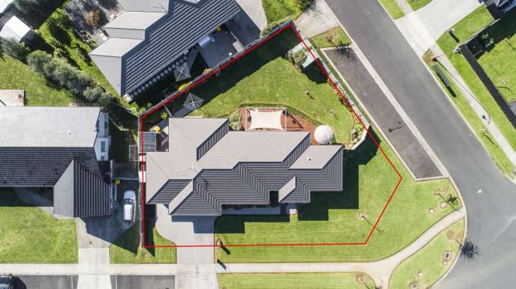 6 Searle Drive Patumahoe_19