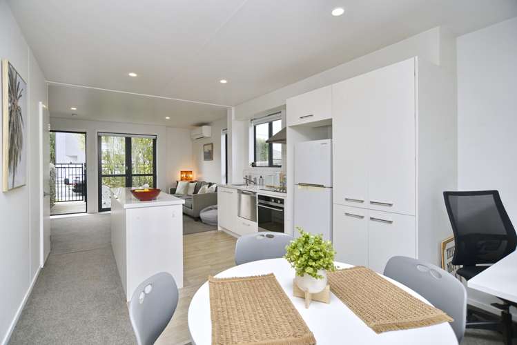 14/14 Buffon Street Waltham_8