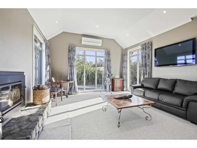 21 Tussock Lane, Terrace Downs Windwhistle_2