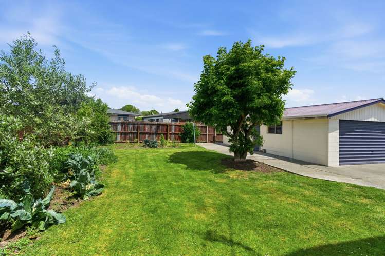 15 Wychwood Crescent Bishopdale_4