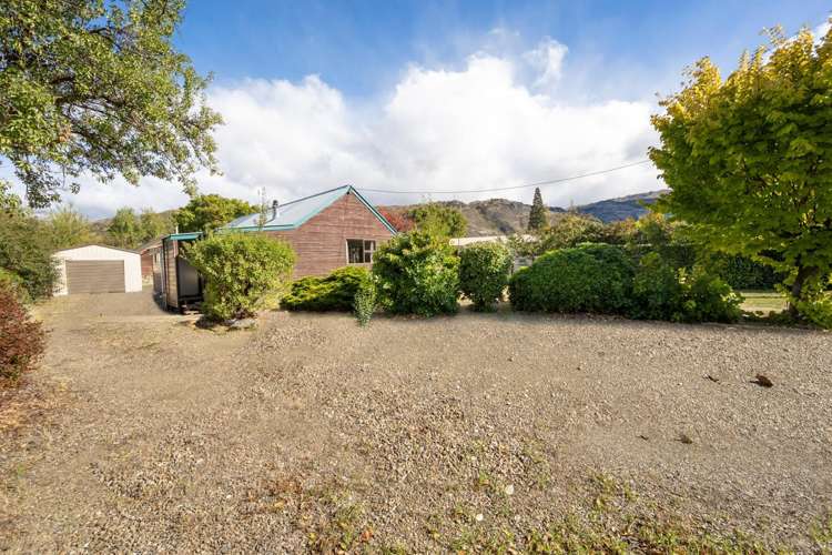 5 Newcastle Street Clyde_34