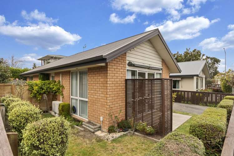20 Woodham Courts Linwood_21