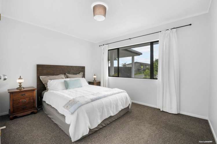 1 Gilshennan Valley Red Beach_11