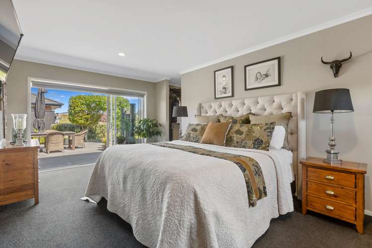 2 Golf Course Lane Waiwhakaiho_10