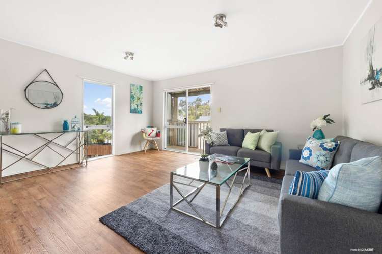 33 Lilburn Crescent Massey_10