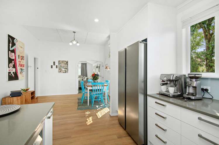 6 Sherwood Street Woburn_4