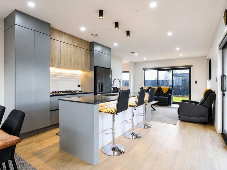 4/64 Banbury Crescent Fairfield_9