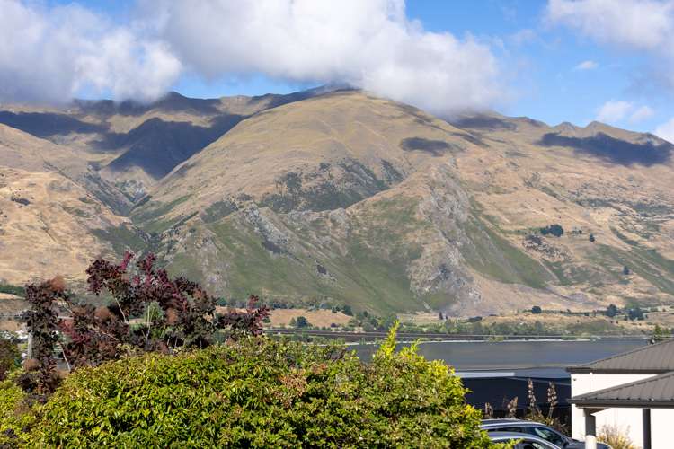 10 Beaumont Street Wanaka_35