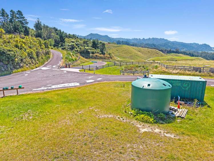 9 Kāhu Lane Awakaponga_13