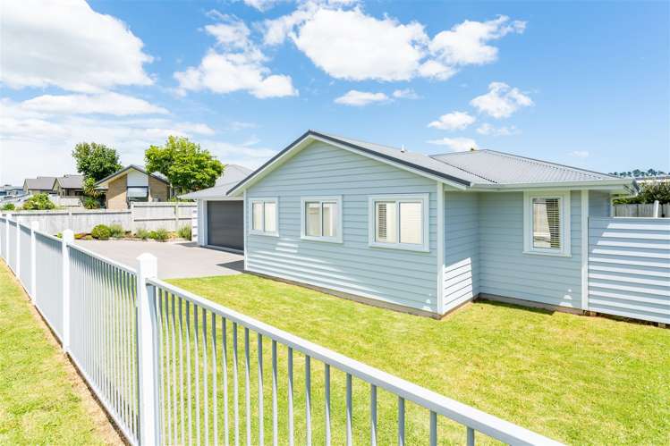 9 Madden Avenue Kumeu_17