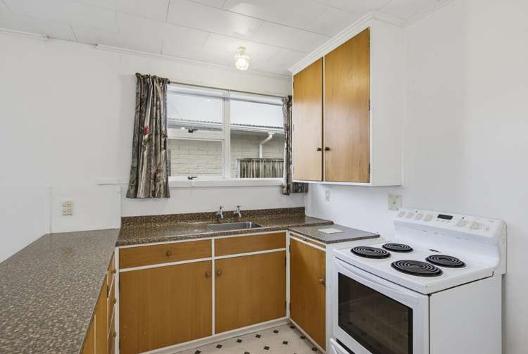 5 Parker Avenue Levin_10