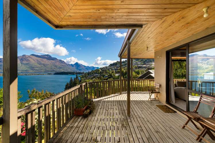 25 Golden Terrace Queenstown_12