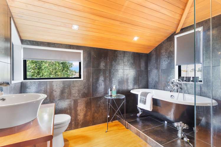 52 Churchill Road Cockle Bay_21