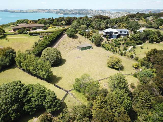 86 Brick Bay Drive Sandspit_3