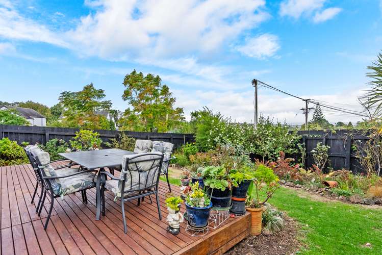 1/1 Manuka Road Bayview_14