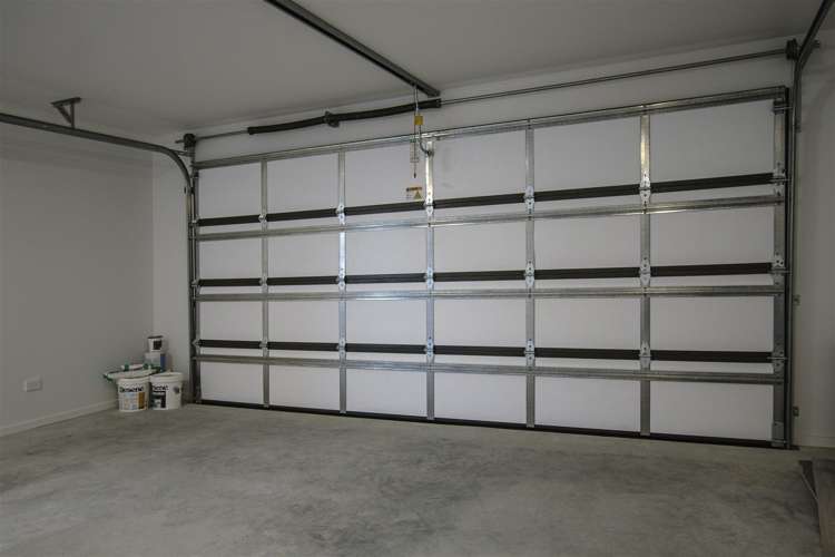 22 Rua Street Albert Town_13