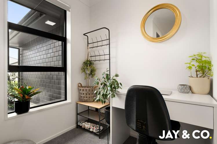 6 Munro Oak Lane Clevedon_13