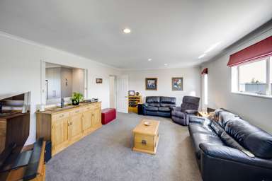 14/182 Charles Street_3