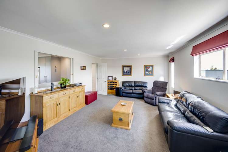 14/182 Charles Street_3