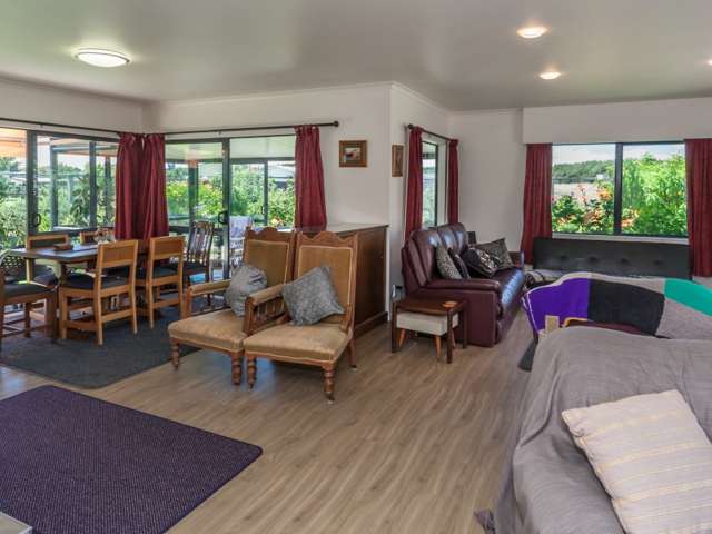 6 Kawana Grove Himatangi Beach_2