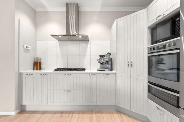 6 Horsley Grove Pyes Pa_2