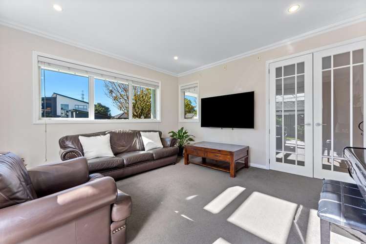 10 Portofino Point Karaka_13