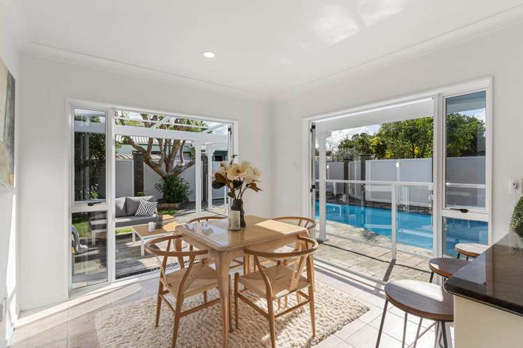 8 Motuora Road Manly_9