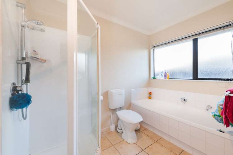 10 Old Park Place Takanini_8