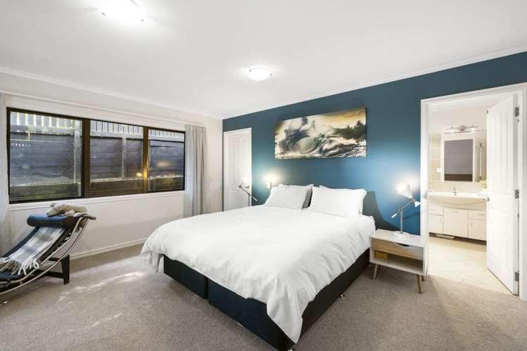 13 Edwin Grove 11217_8