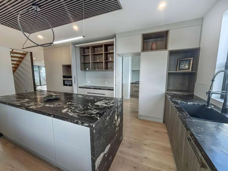 2 Waikowhai Road Hillsborough_11