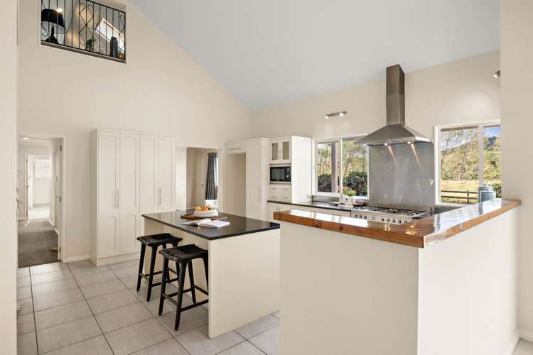 832 Old North Road Waimauku_11