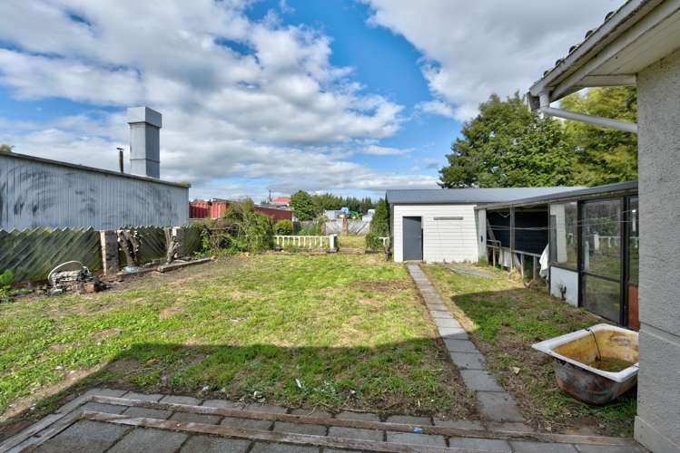 4 Ontario Street Gore Surrounds_13