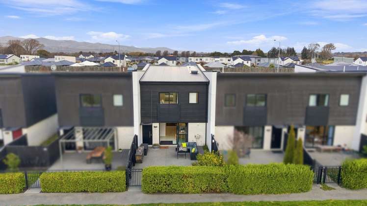 18 Brian Keogh Lane Wigram_22