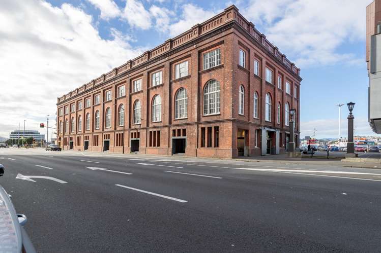 1.04/28 Waterloo Quay Pipitea_13