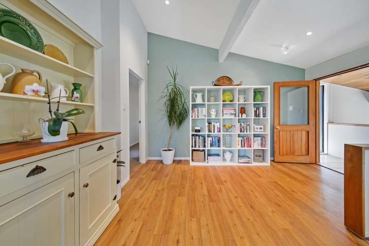 22C Yellowstone Crescent Burwood_9